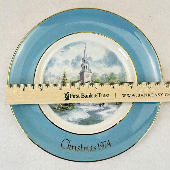 Avon Christmas Plate 1974 "Country Church" Second Edition By Enoch Wedgwood 9" - Picture 10 of 10